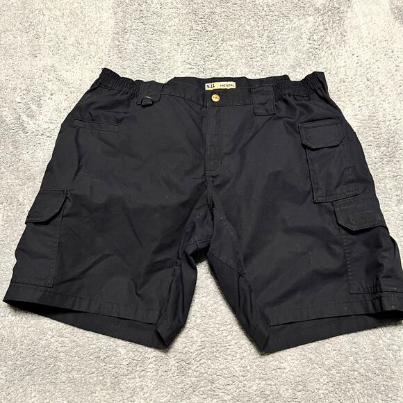 5.11 511 Tactical Shorts Womens 20 Black Ripstop Cargo - Picture 1 of 8
